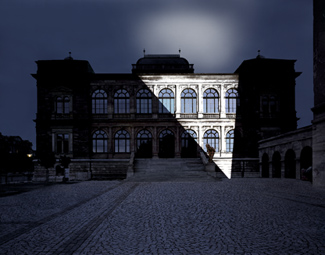 Gunda Foerster, LIGHTNING, spotlights, Neues Museum Weimar | permanent piece since 1999_6