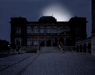 Gunda Foerster, LIGHTNING, spotlights, Neues Museum Weimar | permanent piece since 1999_4