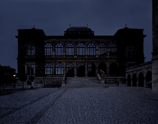 Gunda Foerster, LIGHTNING, spotlights, Neues Museum Weimar | permanent piece since 1999_1