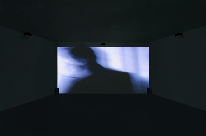 Gunda Foerster, BLACK-OUT-WHITE (Exposure), slide projection + sound, 2000_2
